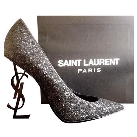 yves saint laurent black heels